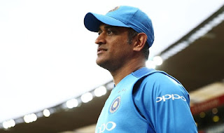 MS Dhoni donates to help 100 poor families