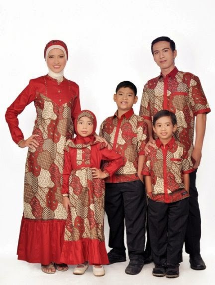 Model Baju  Batik  Muslim Sarimbit Keluarga  Terbaru