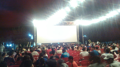 Delmirenses prestigiam a segunda noite do Cine Sesi Cultural em Delmiro Gouveia. 