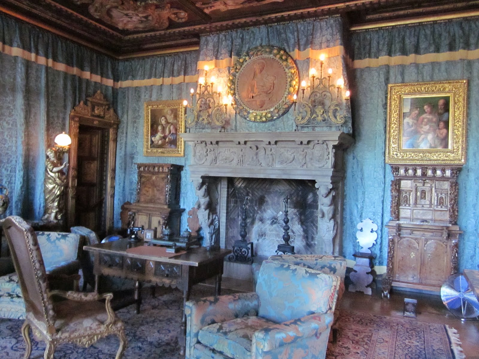  Castle Master  Bedroom 