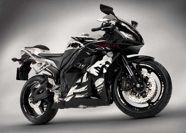 Gambar Honda CBR 600RR 2014 HD Wallpaper