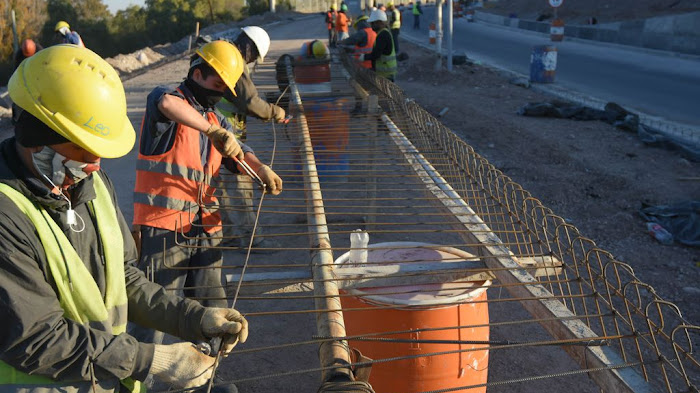 Oficializan la creación del Programa “Puente al Empleo”, para transformar planes sociales en trabajo formal