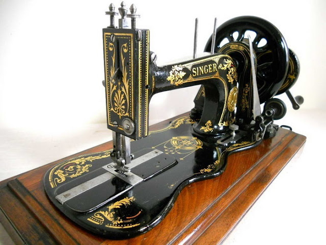 Máquina de costura Singer