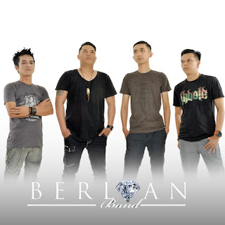 Berlian Band - Pemberi Harapan Palsu MP3