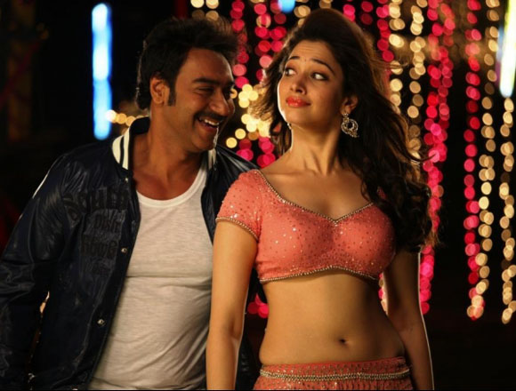 Tamanna Latest Hot Navel Show Picture From Himmatwala Movie
