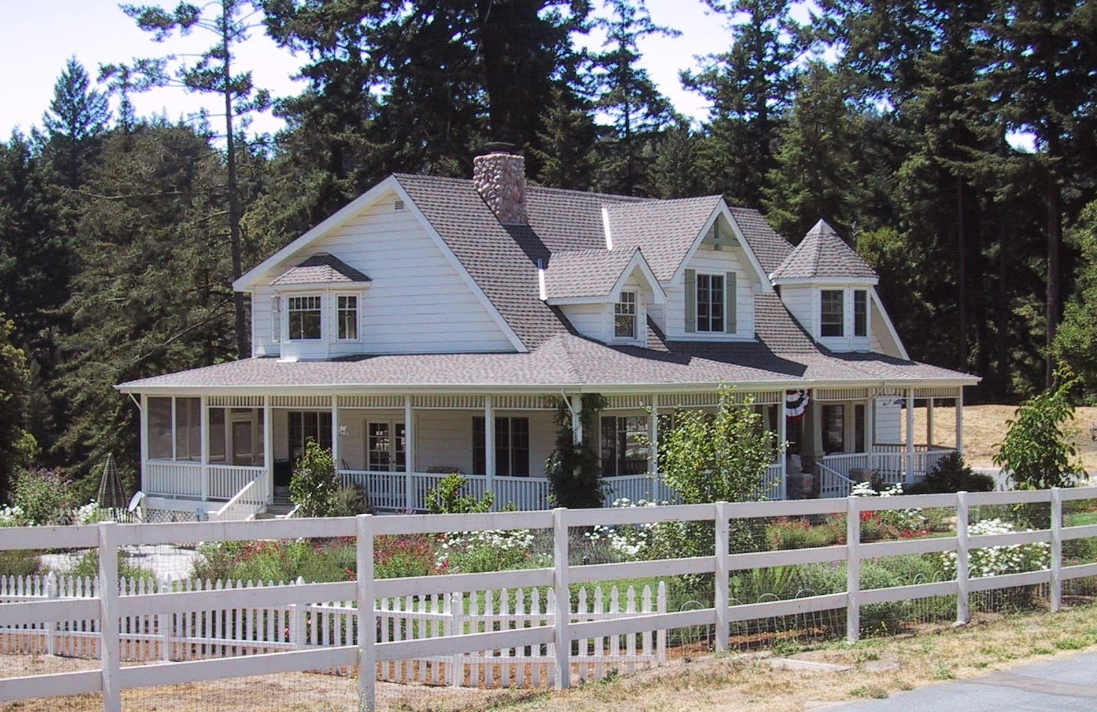 20 Wonderful Simple  House  Plans  With Wrap  Around  Porches  