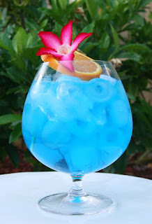 coctel-azul-vodka-receta