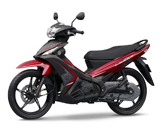 cycling yamaha motorcycle 