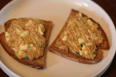 tuna crostini