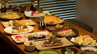 Những quy tắc không được quên trên bàn ăn cùng người Nhật Bản
