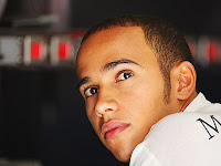 lewis hamilton racist abuse in spain