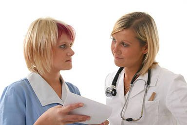 doctor-and-nurse-talking
