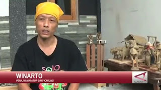 (Antara)-Selama ini, karung goni memang terkesan kotor dan menimbulkan rasa gatal. namun di tangan seorang pria di Solo, Jawa Tengah, karung goni bekas, bisa menampilkan keindahan. Setelah dia mengkreasikannya menjadi miniatur patung-patung berupa aktivitas masyarakat perdesaan.