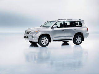 Lexus LX570 2008 Wallpaper