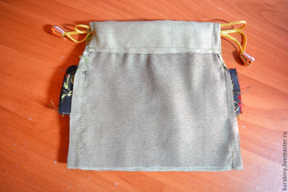 Gift Pouch with a Drawstring Tutorial