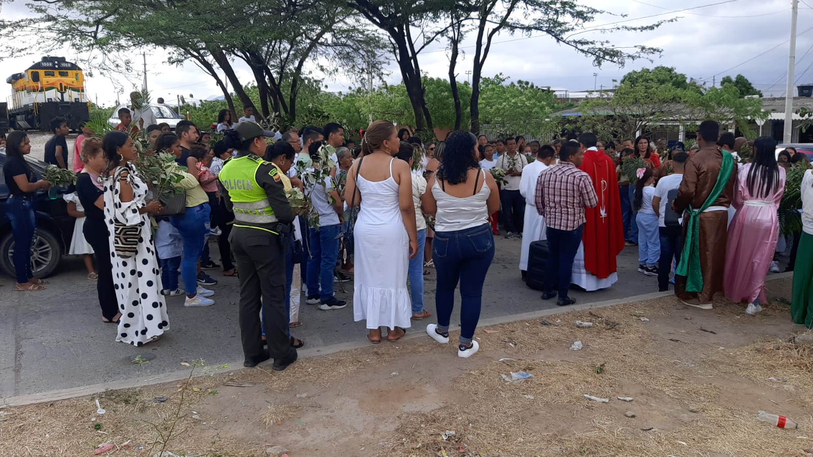https://www.notasrosas.com/ Policía Nacional acompaña los actos conmemorativos de la Semana Santa en La Guajira