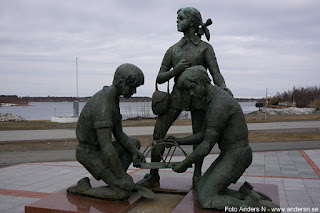 skulptur, staty, haparanda, tornio, torneå, sverige, finland, gränsen