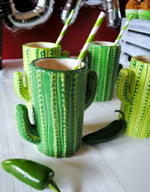 Taco - Bar- Party - inspiration - cactus - glasses 