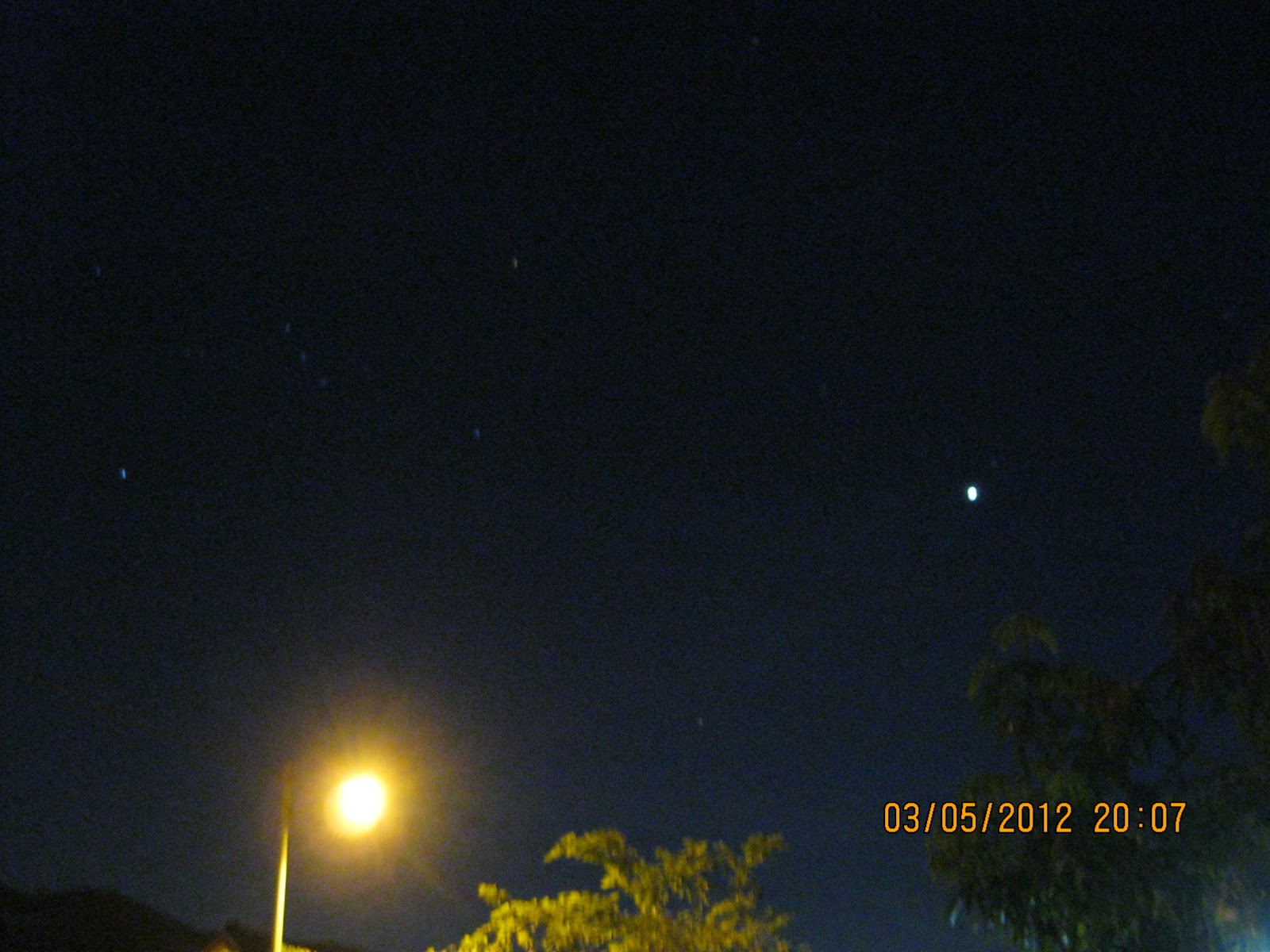 Buruj Gambar pemandangan langit malam Buruj Gambar pemandangan langit malam