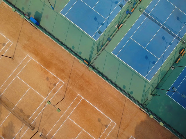 How Do Tennis Court Surfaces Differ?