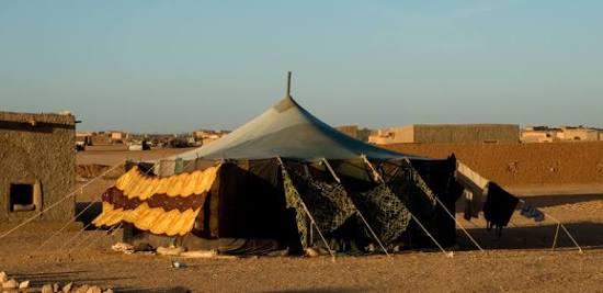 Políticos y agentes sociales de CyL dormirán en casas de refugiados saharauis.