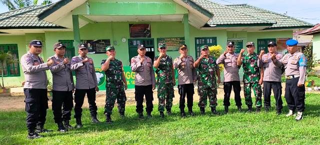 Tingkatkan Sinergitas TNI-Polri, Polsek Banda Alam Polres Aceh Timur/Koramil 18 Apel dan Patroli Bersama