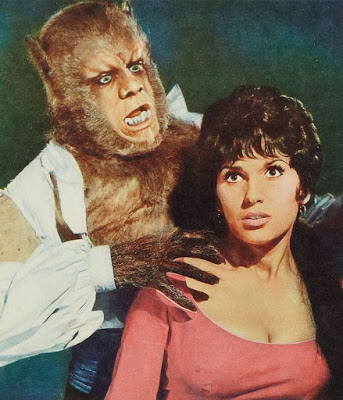 The Curse Of The Werewolf 1961 Oliver Reed Yvonne Romain Image 4