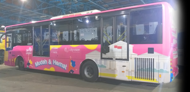 Jasa branding Bus Transjakarta