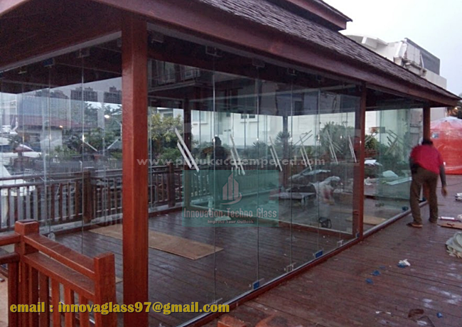 Harga Pintu Kaca Lipat Frameless Untuk Bangunan Tampil 