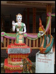 Laos, Vang Vieng, Savangkang Wat, 9 August 2012 (3)