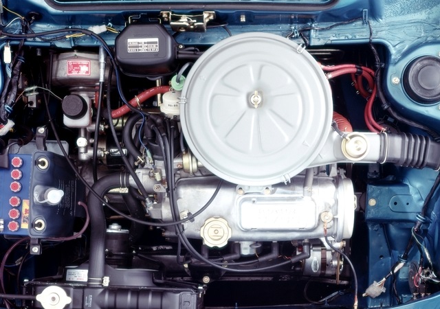 Honda Civic CVCC First Generation 5-door engine