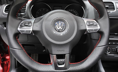 2013 volkswagen golf steering wheel