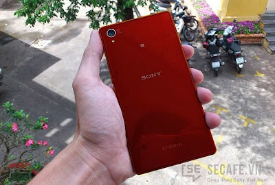 Red Xperia Z1 spotted running Android 4.4.2 Kit-Kat