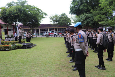 Waka Polres Muara Enim Pimpin Apel Keberangkatan BKO Amankan Pilkada di Kabupaten Pali