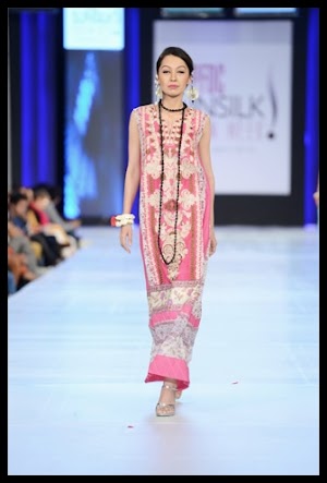 Shariq Textiles Collection at PFDC Sunsilk Fashion Week 2013