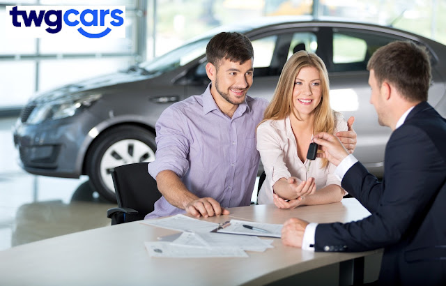 Things To Do Before You Sell Your Vehicle To a Car Dealership