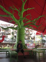 Pohon di Secreet Zoo