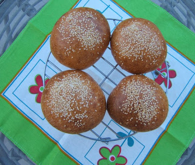 Panes para hamburguesas (sólo con masa madre)