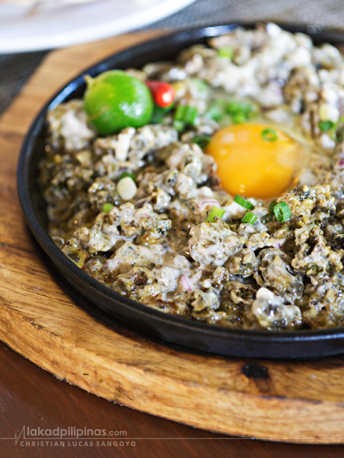 Two Seasons Boracay barLO Resto Sizzling Oyster Sisig