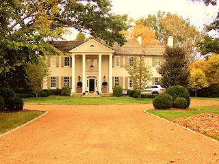 Southern Mansion Belle Meade Neighborhood