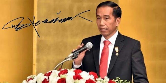 Tanda Tangan Jokowi