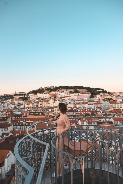 Alicia Mara and the view from the Santa Justa Lift | Tips and Tricks