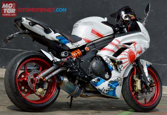 Variasi / Modifikasi Kawasaki Ninja 250R Super Keren 