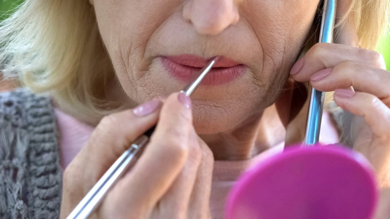 14 Easy Makeup Tips Every Woman Over 45 Should Know 