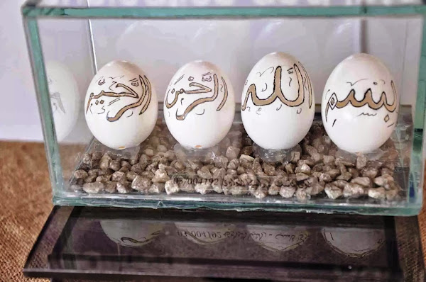 نجاح مفرح لمعرض النحت على البيض للفنان لؤي كاسب