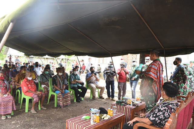 Tinjau Pompa Hidram, Maruli Simanjuntak Tatap Muka Bersama Masyarakat Fatukanutu.lelemuku.com.jpg