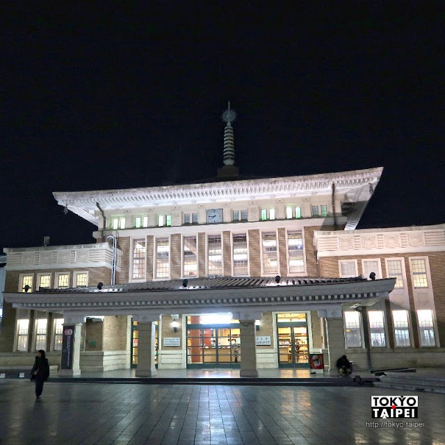 【奈良市綜合觀光導覽所】80年老車站華麗變身觀光案內所　裡面還有星巴克可喝咖啡