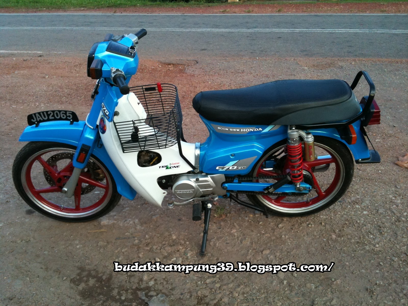  Motor  Honda C70  Racing  impremedia net