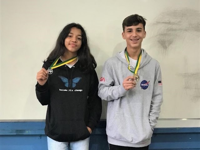 ALUNOS DO COLÉGIO ULYSSES GUIMARÃES GANHAM MEDALHAS NA OLIMPÍADA CANGURU DA MATEMÁTICA