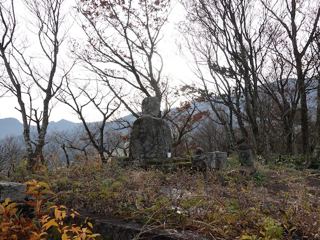 豪円山の山頂